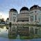 √ Masjid Raya Medan, Saksi Kehebatan Melayu